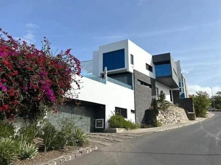 Villa Cardoso location