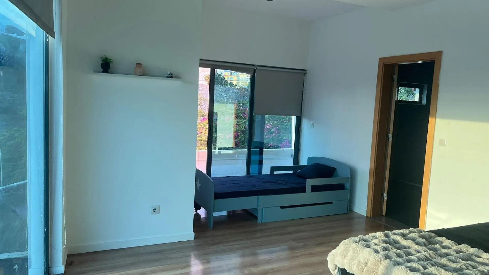 Villa Cardoso Praia 0*,